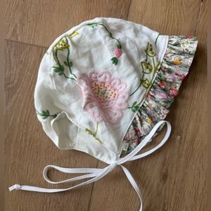 Floral Embroidered Kids Bonnet - White and Pink